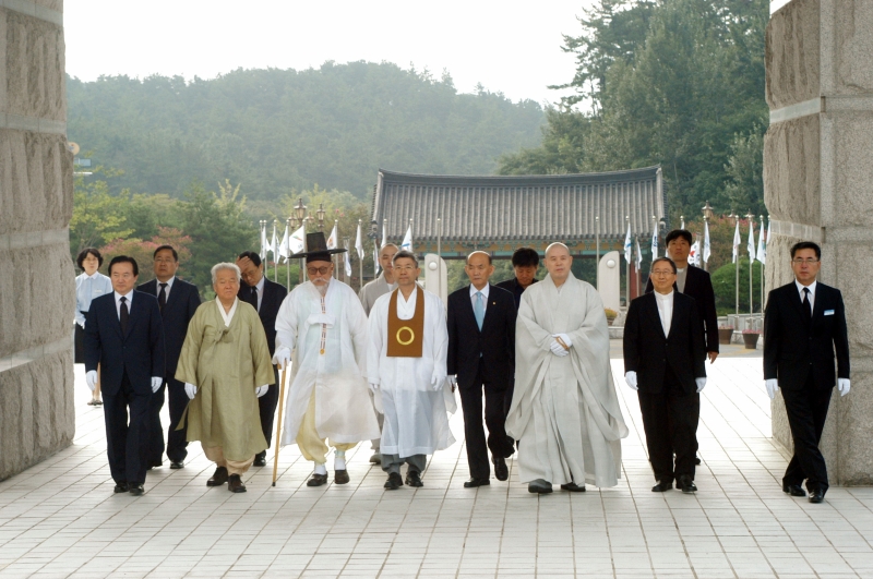 2011.08.27_KCRP 5.18 참배 (4)